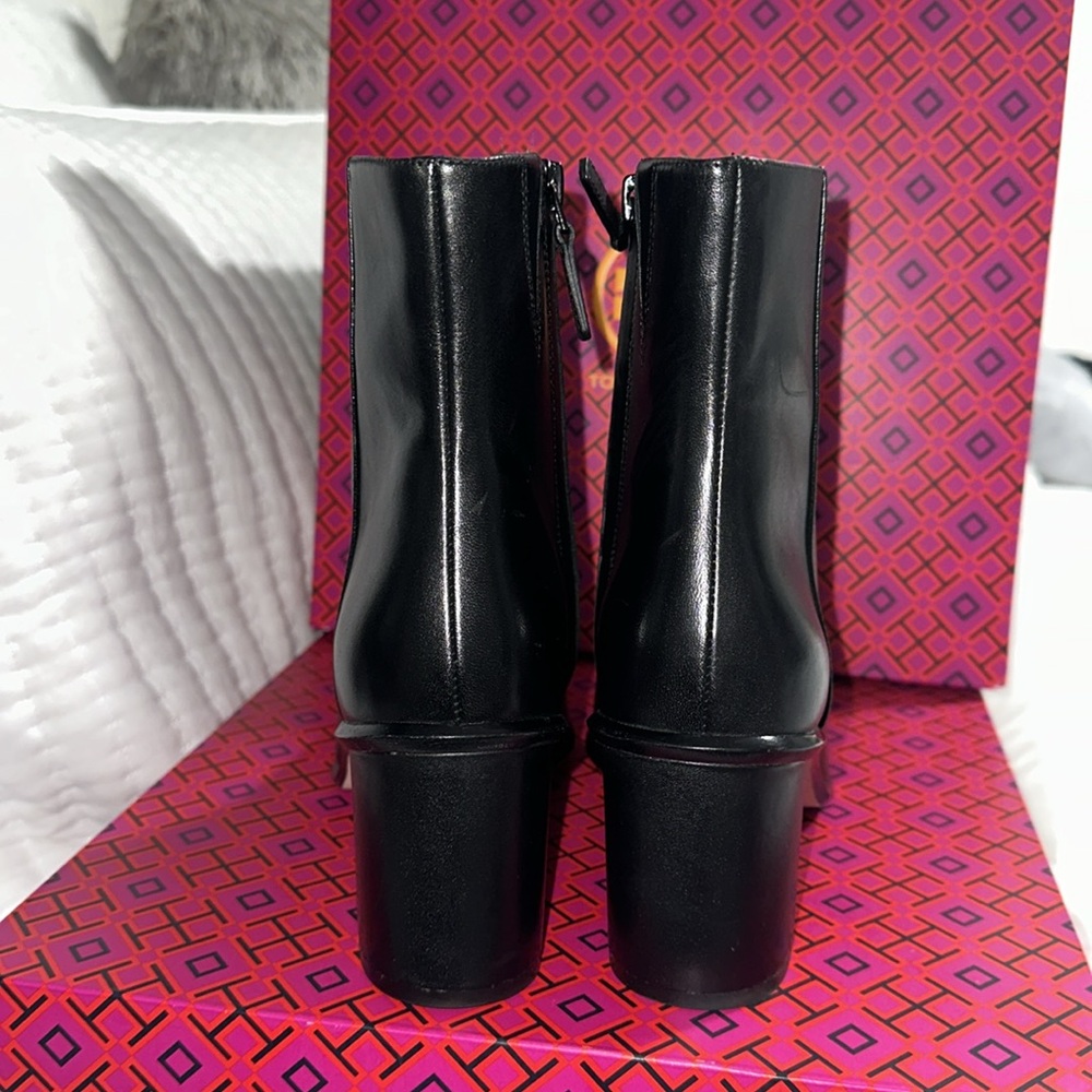 TORY BURCH Brooke Stamped Bootie Heel Leather Black Side Zip and Elastic Size 7. - Picture 12 of 16